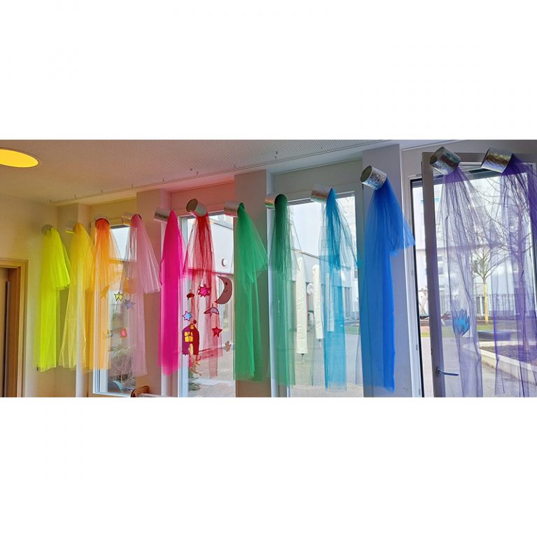 HfK_am_Oberwiesenfeld_Gruppe-1_3-6_Lass-bunte-Farben-regnen