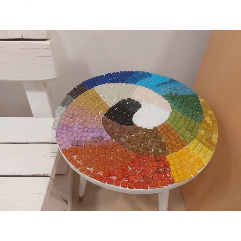 HfK_am_Oberwiesenfeld_Gruppe-2_3-6_Farbenspiel-des-Friedens-1