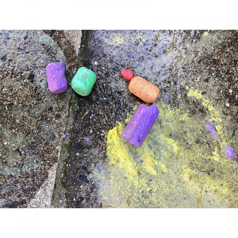 Kindergarten_Heinrich-Braun-Weg_5-6_Farbenreste-mit-Seele