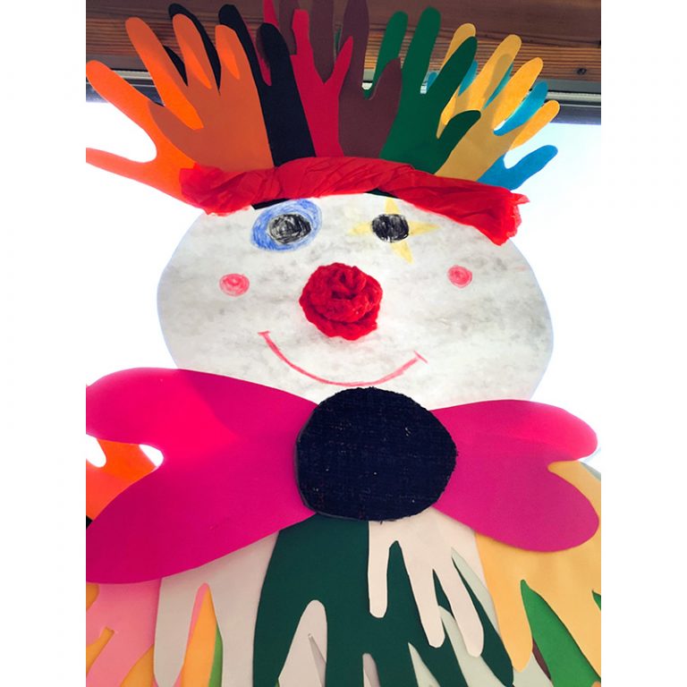 Kita_Max-Kolmsperger-Str_7-9_Ein-Clown-aus-unseren-Haumlnden