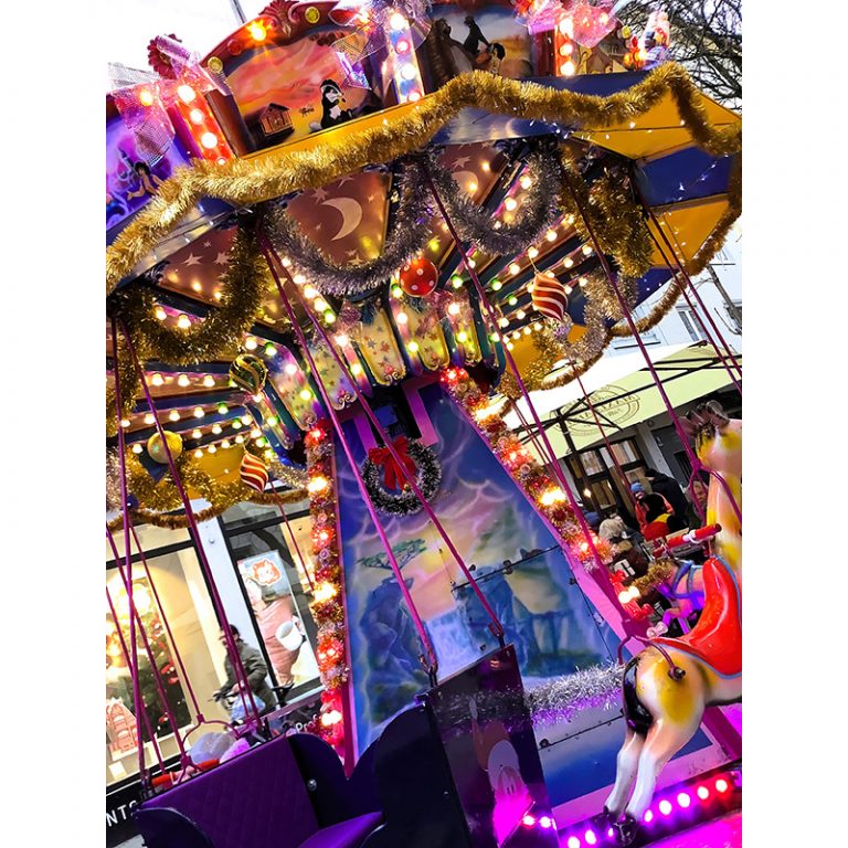 Kita_Max-Kolmsperger-Str_7-9_Farbenkarussel