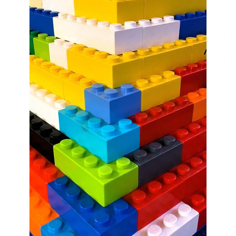 Kita_Max-Kolmsperger-Str_7-9_Regenbogentreppe