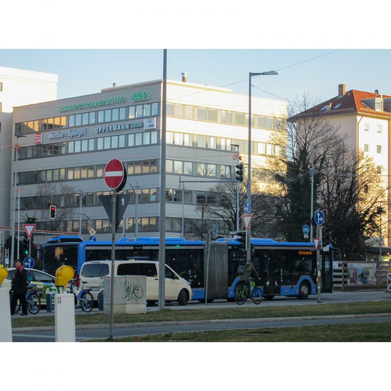 Refugio_Kunstwerkstatt_Landsberger-Kids-1_5-6_Umsteigezeit